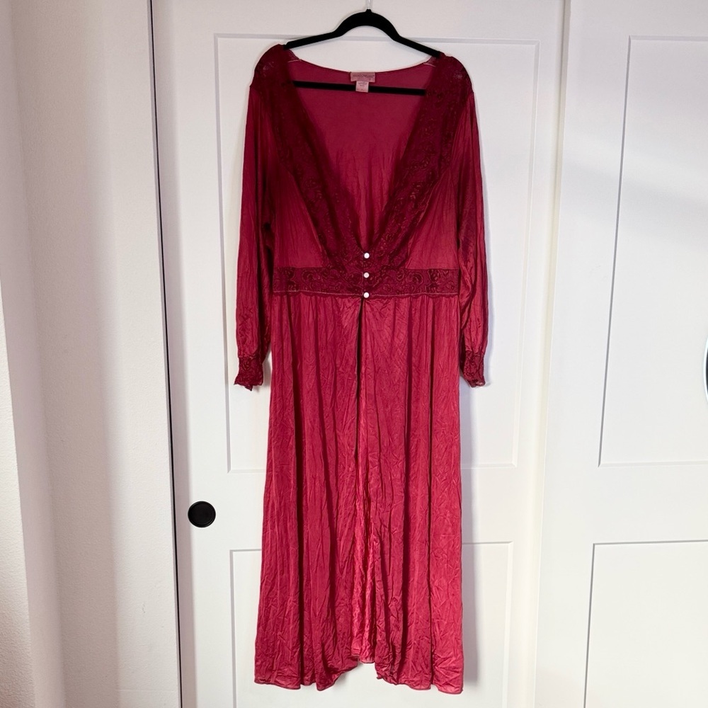 Vintage Hand Dyed Lace Robe
